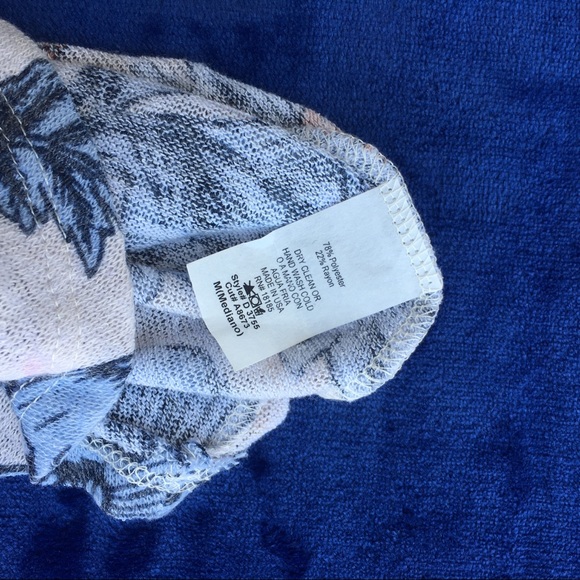 Tobi Audrey 3+1 REBA FLORAL PRINT SHIFT DRESS - Picture 7 of 8